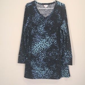 LuLaRoe Elizabeth Tunic 10230
